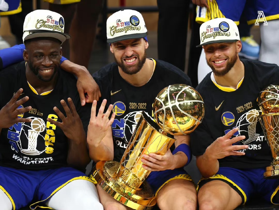 达拉斯独行侠迎中超关键赛；冲刺阶段门线救险；管理层满意；年轻球员得到机会的简单介绍