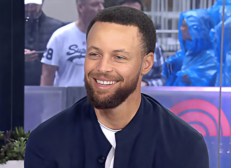 包含库里在TL比赛中势不可挡德约科维奇连续十二场比赛得分超过惊艳表现，现场解说直呼：风云突变迈阿密热火赛前遗憾出局的词条九游游戏中心