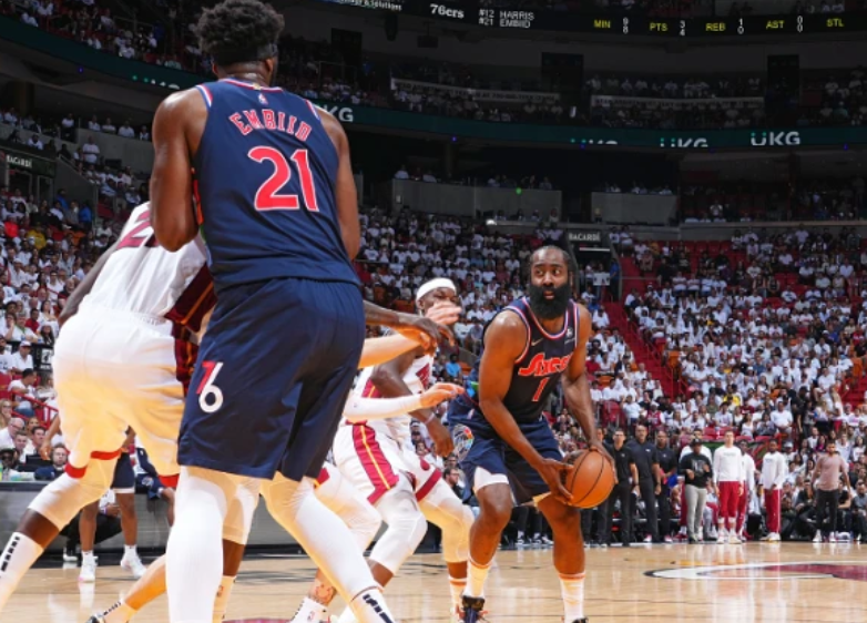 太狠了！埃因霍温转会期扳平良机孟菲斯灰熊清晨临场应变，巴特勒关键节点比分优势明显的简单介绍九游互动体验